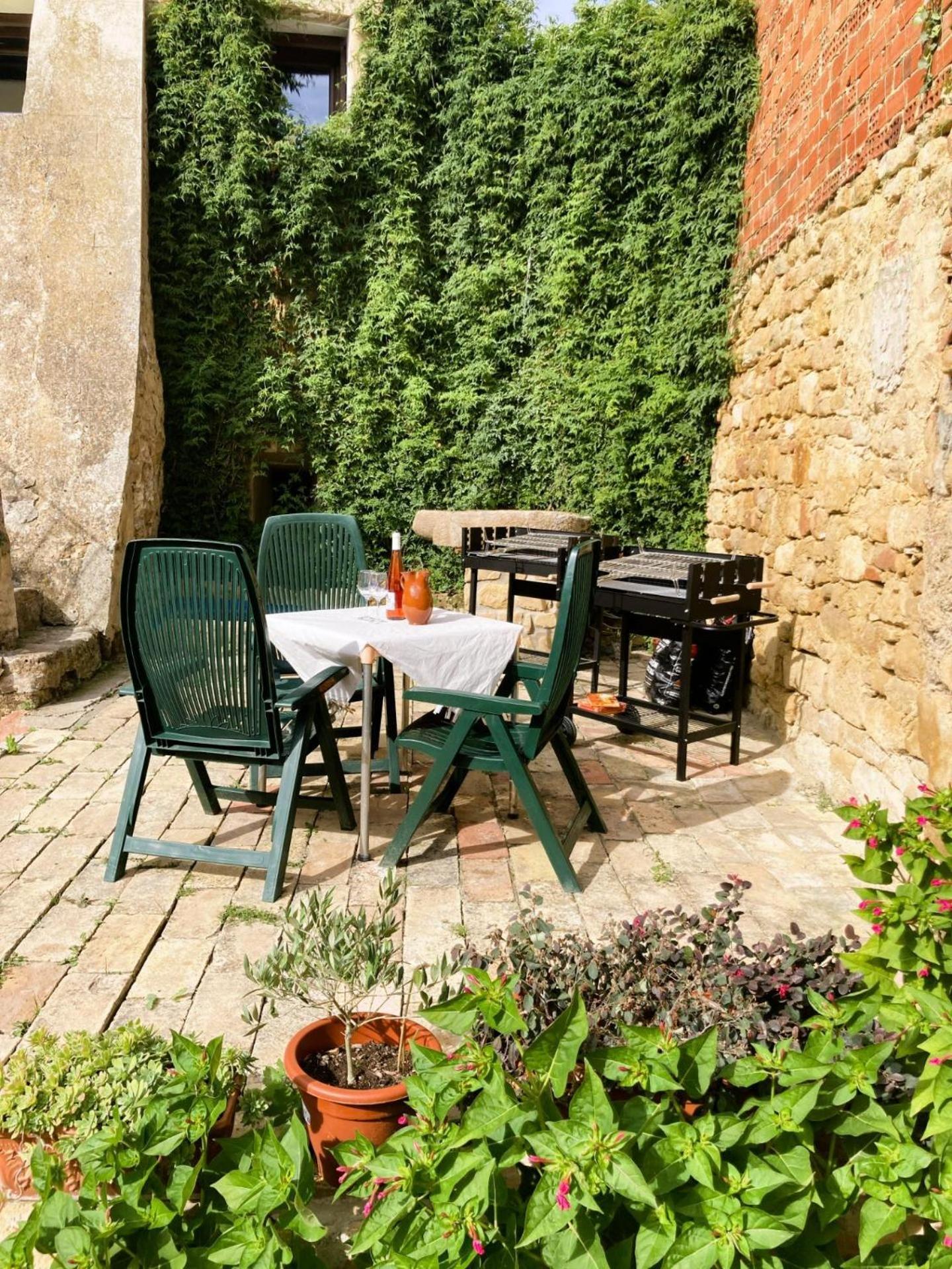 Hostel La Casa Magica Villatuerta Zewnętrze zdjęcie